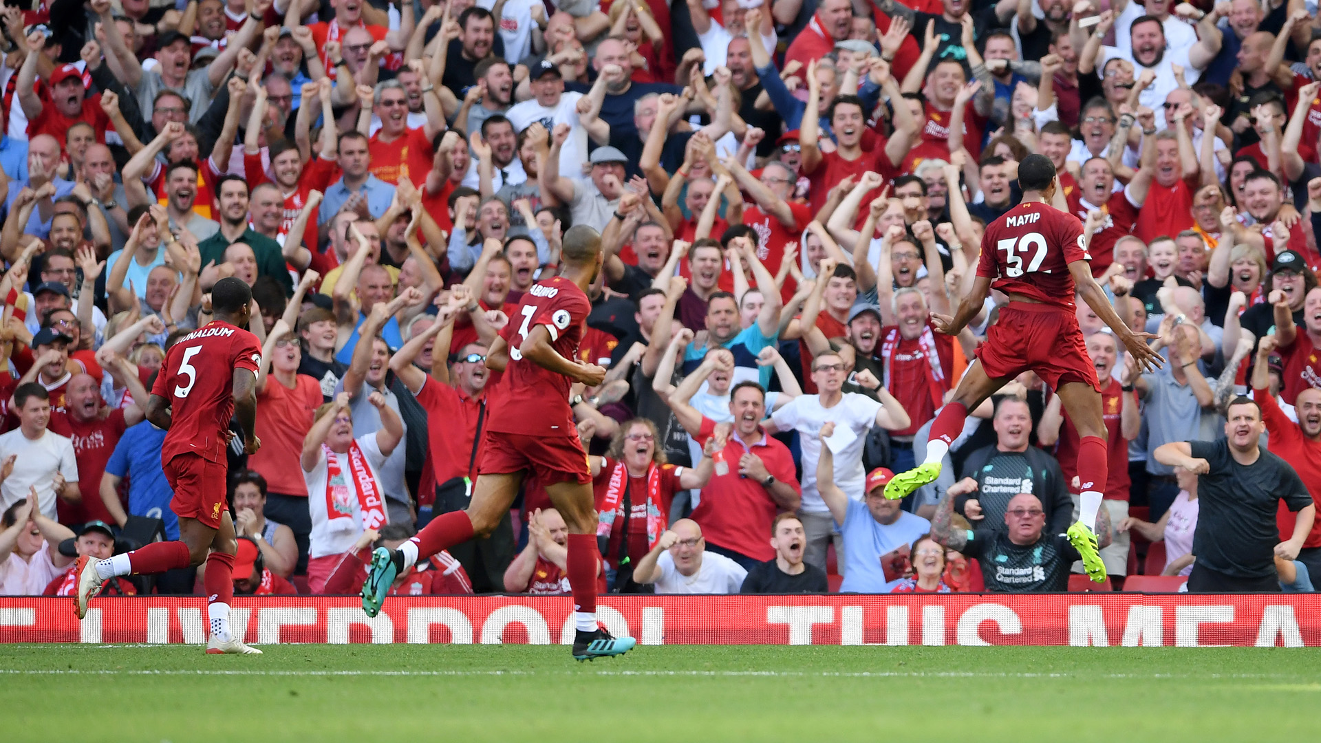 [德甲]第27轮：拜仁3-2圣保利 集锦