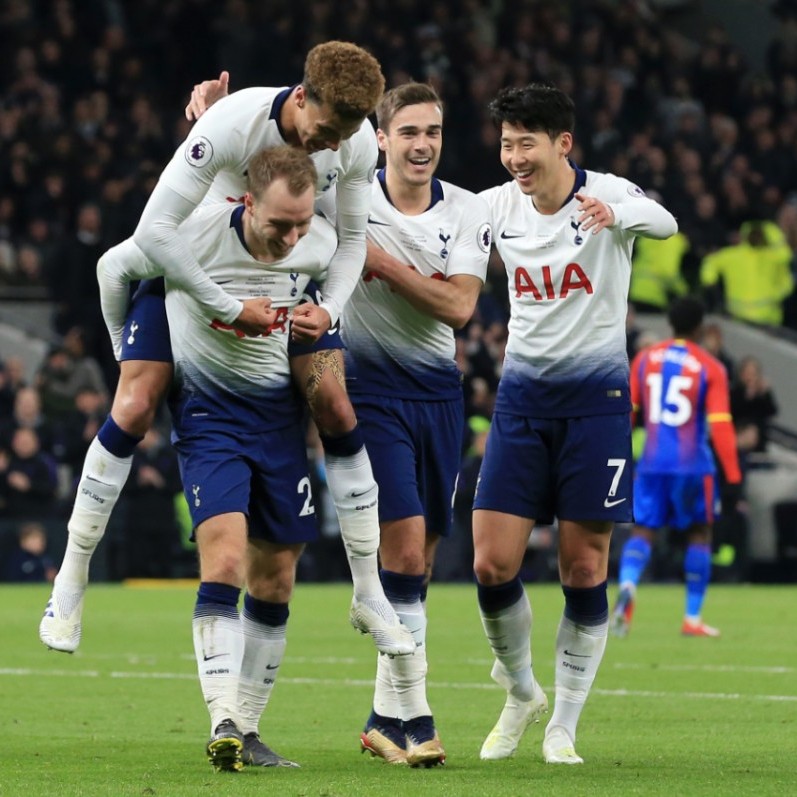 周日015 德甲：门兴格拉德巴赫VS奥格斯堡——德甲中游拉锯战，攻防均衡对决